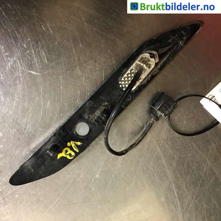 Baklykt fra støtfanger til VW ID.3 2020-->>  (VOLKSWAGEN|10B 945 701|8119663|)