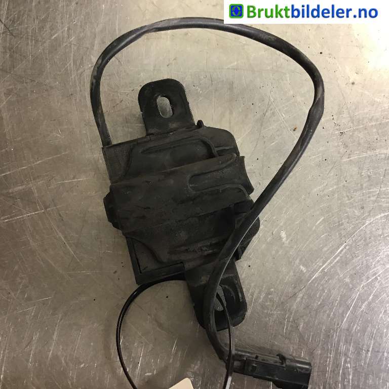 Panserlås til Volvo V40 2012-2019  (VOLVO|31371016|)
