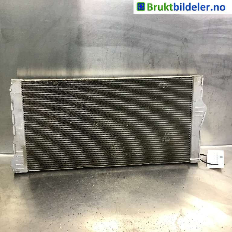 Radiator (automat gir) til BMW 5-Serie 2010-2017 (F10/F11) (F10/F11) (BMW|17 11 8 509 175|)