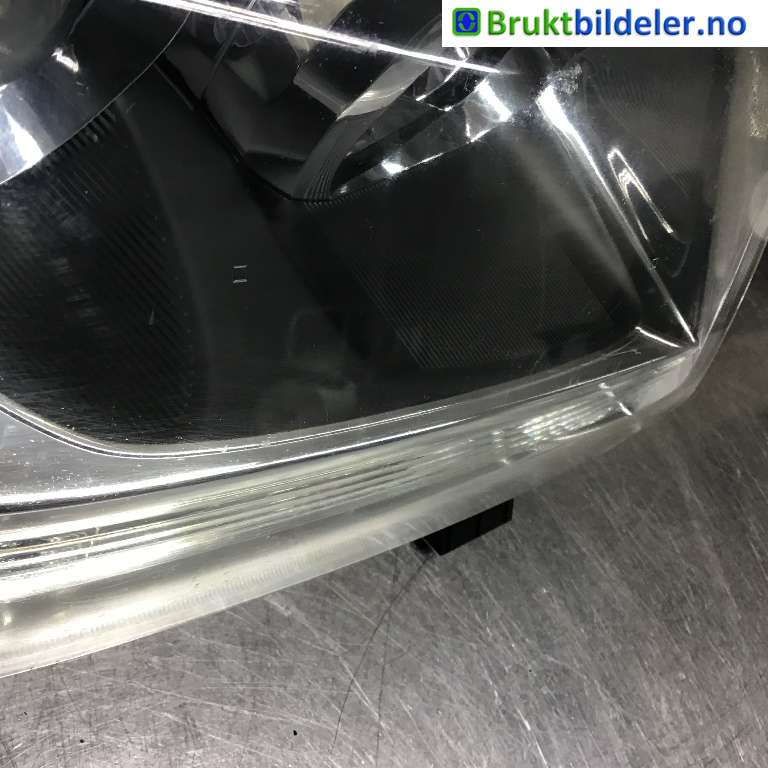 Frontlykt høyre xenon til Suzuki Grand Vitara 2005-2015 (Type III)  (SUZUKI|35120-65JB1|100-59079|W3T15971)