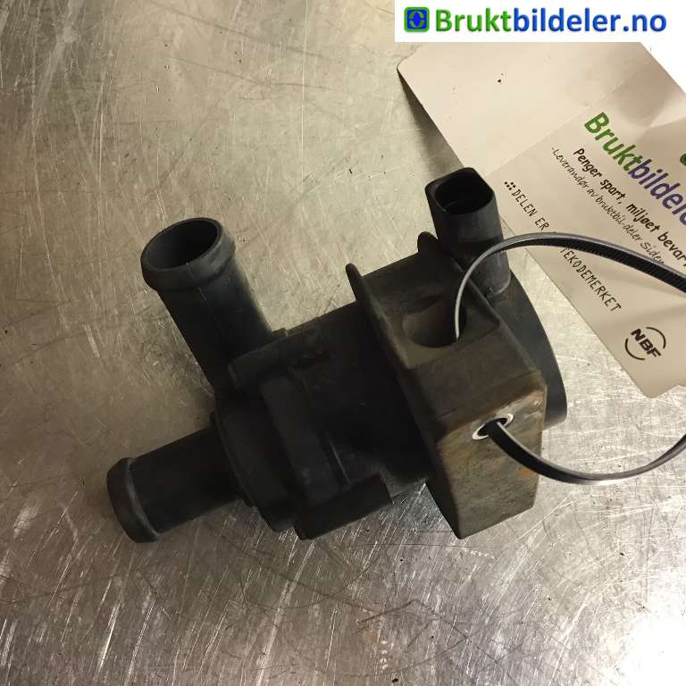 Sirkulasjonspumpe til VW CC 2008-2012 (PASSAT CC) (PASSAT CC) (VOLKSWAGEN|1K0 965 561 J|)