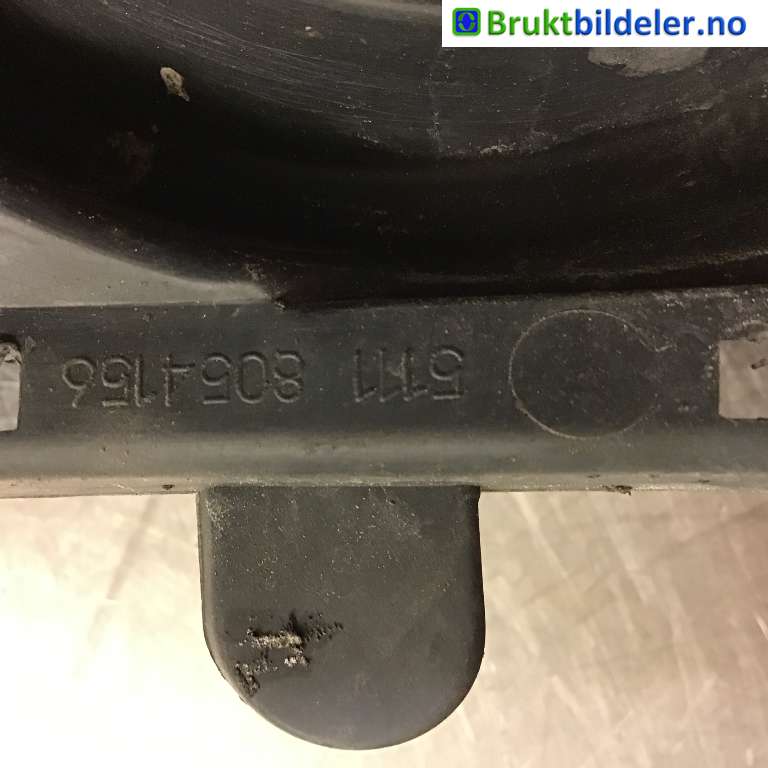 Frontlyktehus til BMW 3-Serie 2012-2018 (F30/F31/F34) (F30/F31/F34) (BMW|51 11 8 054 262|)