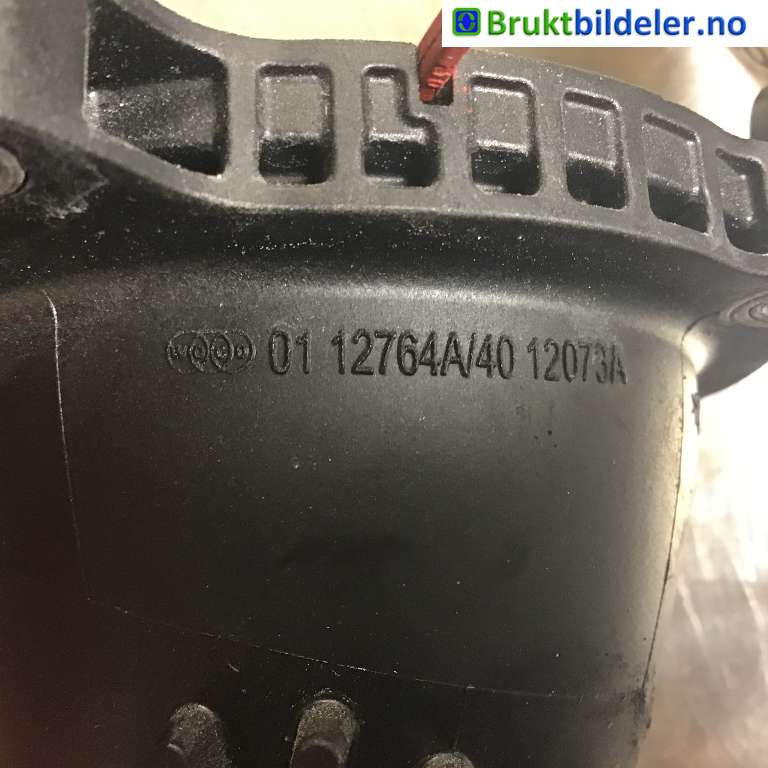 Diverse deler til Mercedes CLA 2013-2019 (C117) (C117) (MERCEDES|A 651 090 32 37|)