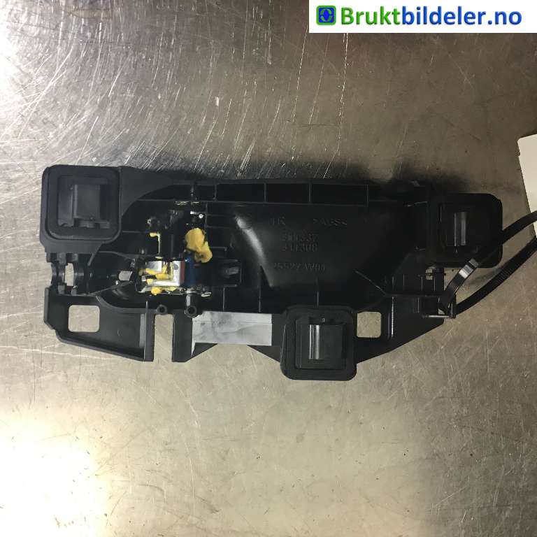 Dørhåndtak inv høyre til Peugeot 5008 2017-->> (Type II)  (PEUGEOT|98 201 552 VV|311337|)