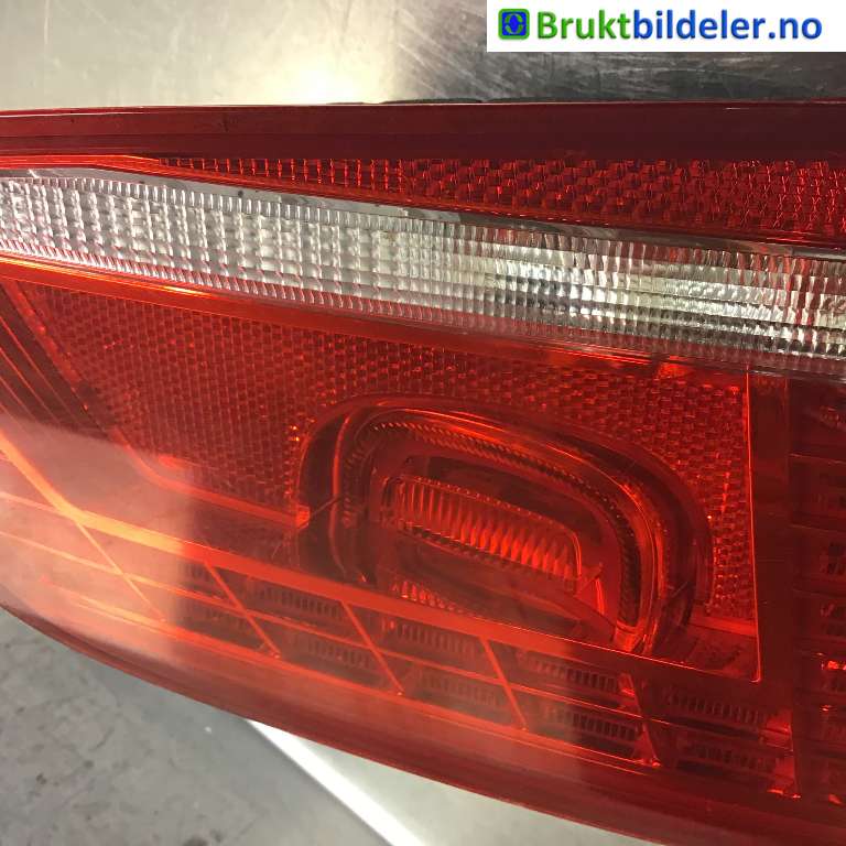 Baklykt venstre indre til VW Passat 2011-2015 (B7) (B7) (VOLKSWAGEN|3AF 945 307 C|2SB 010 747-01|)