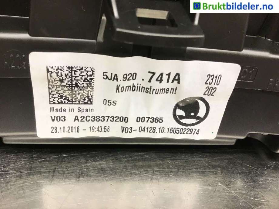 Instrumentpanel til Škoda Rapid 2012-2019  (SKODA|5JA 920 741 A|A2C38373200|)