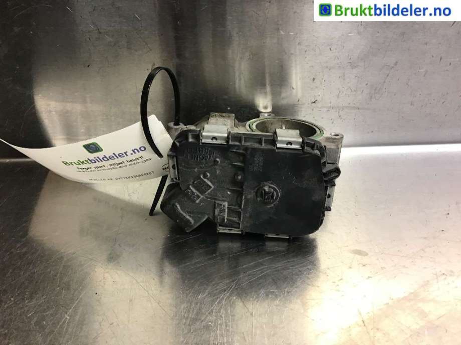 Spjeldhus til Škoda Rapid 2012-2019  (SKODA|04B 128 063 K|)