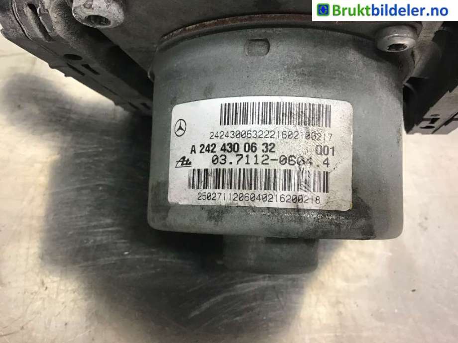 Vakuumpumpe til Mercedes B-Klasse 2011-2018 (W246) (W246) (MERCEDES|A 242 430 06 32|03.7112-0604.4|)