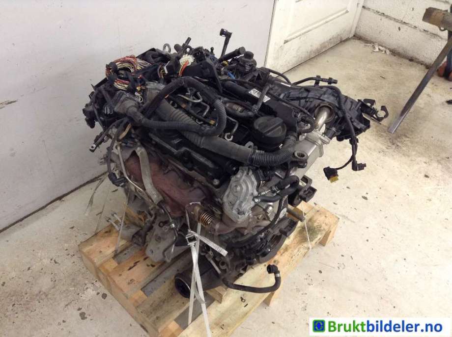 Motor diesel til BMW 5-Serie 2010-2017 (F10/F11) (F10/F11) (BMW|11002473077|B47-D20A|)