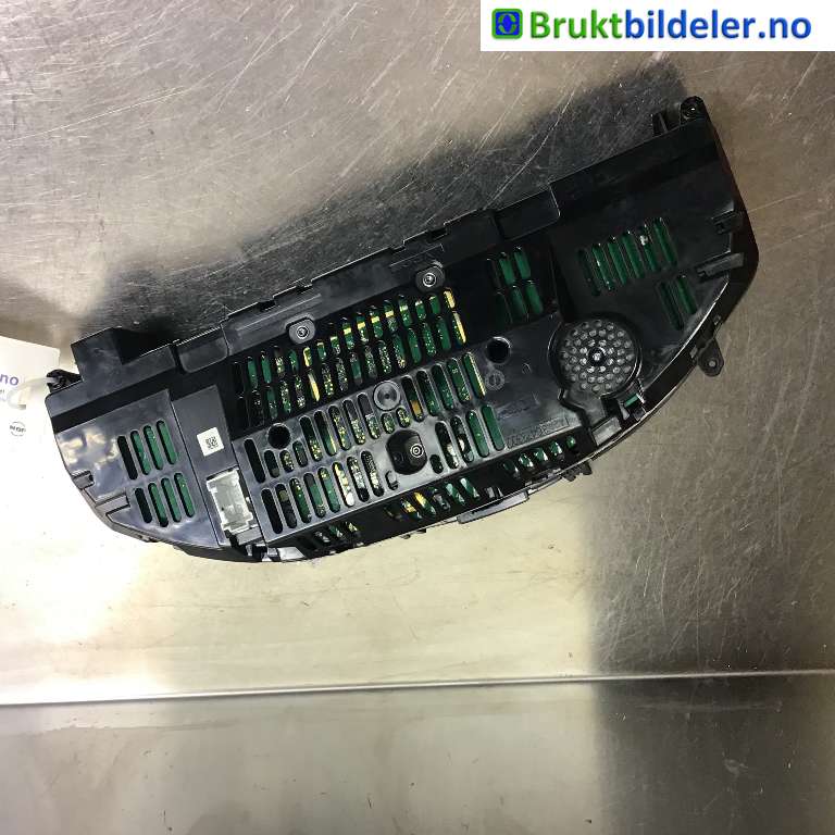 Instrumentpanel til Mercedes E-Klasse 2009-2013 (Fase 1) (W212) (W212) (MERCEDES|A 212 900 41 13|A2C33061800|)
