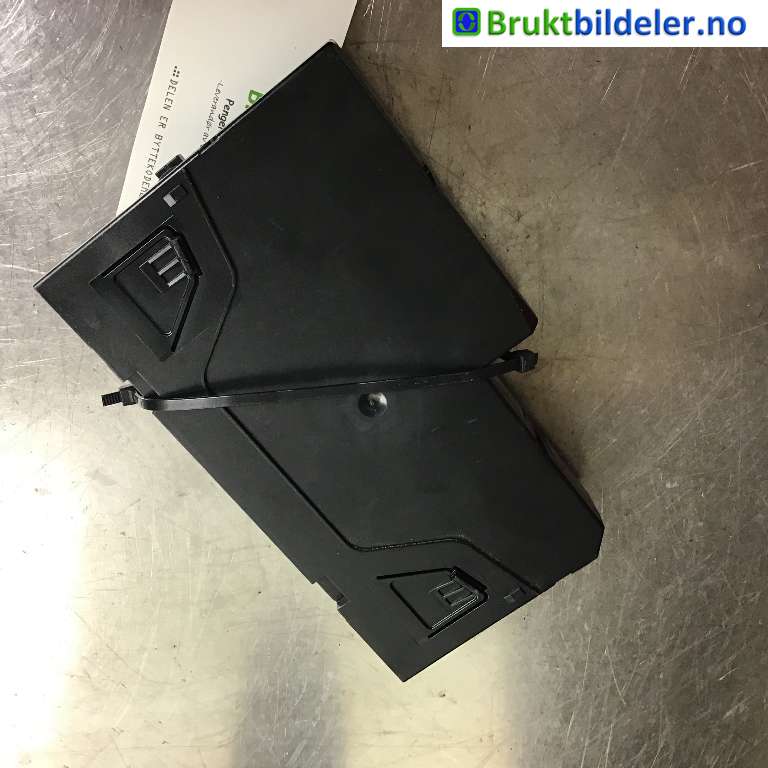 Styreenhet diverse til Mercedes E-Klasse 2009-2013 (Fase 1) (W212) (W212) (MERCEDES|A 212 900 52 01|5DK 009 620-38|)