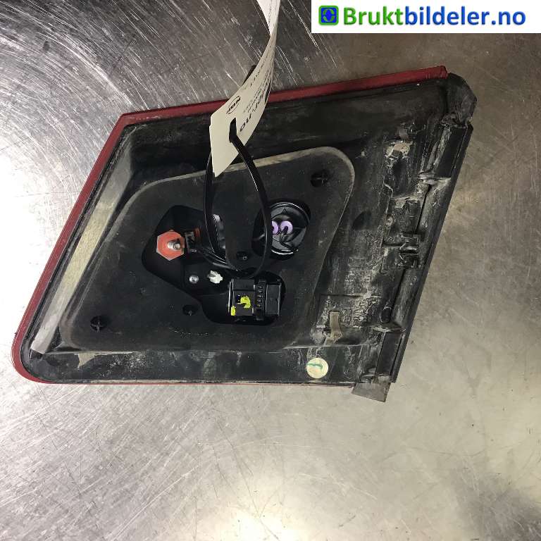 Baklykt venstre indre til Mercedes E-Klasse 2009-2013 (Fase 1) (W212) (W212) (MERCEDES|A 212 820 09 64|)
