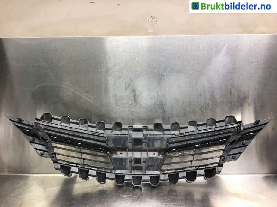 Grill til Toyota Verso 2009-2016 (Type III) (TOYOTA|53111-0F060|)