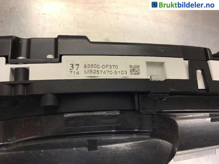 Instrumentpanel til Toyota Verso 2009-2016 (Type III) (TOYOTA||MB257470-5103|83800-0F370)