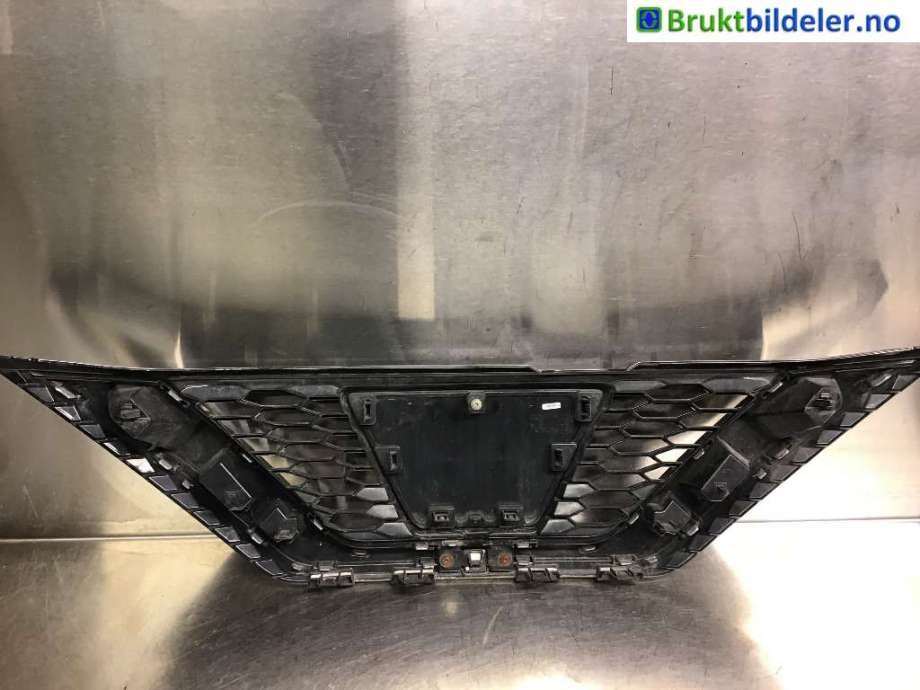 Grill til Nissan Qashqai 2014-2021 (Type II) (NISSAN|0151500QAB|)