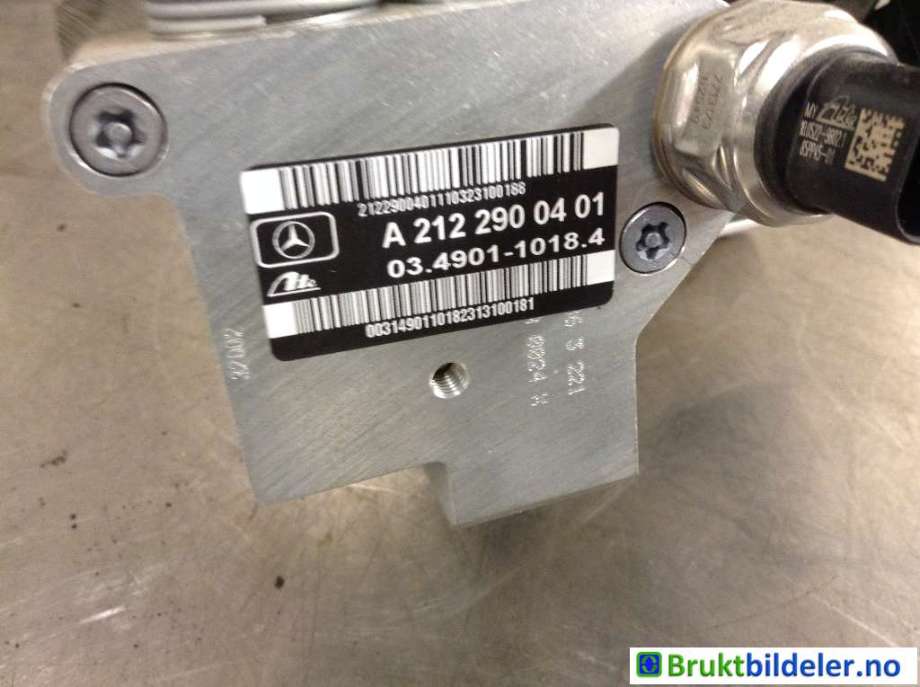 Pedal gass/brems/clutch til Mercedes E-Klasse 2013-2016 (Fase 2) (W212) (W212) (MERCEDES|A 212 290 06 01|03.4901-1018.4|A 212 290 04 01)