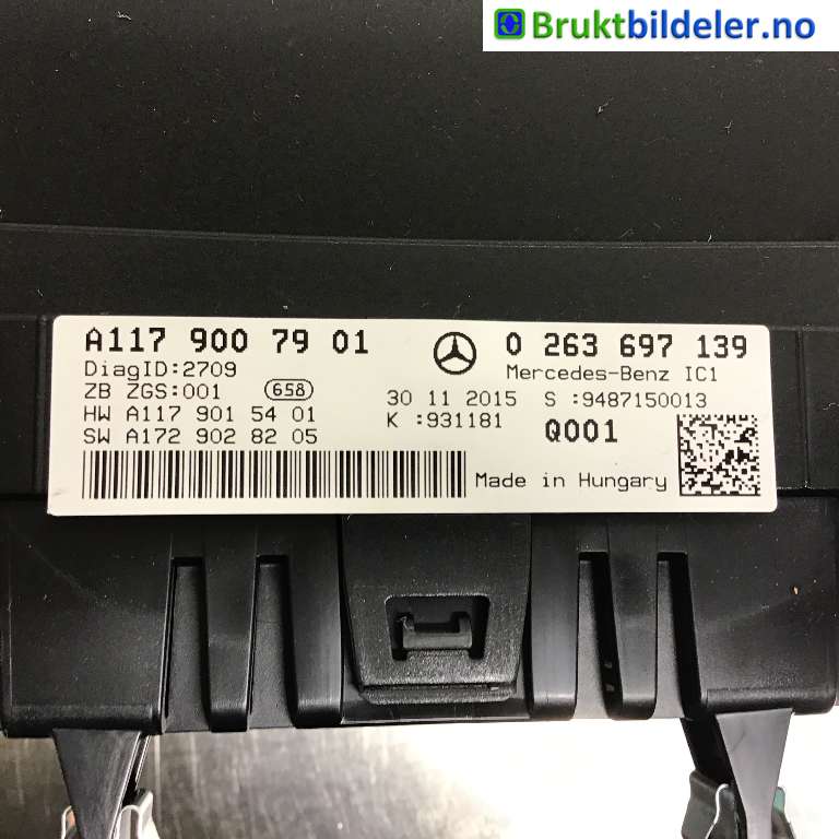 Instrumentpanel til Mercedes CLA 2013-2019 (C117) (C117) (MERCEDES|A 117 900 79 01|0 263 697 139|)