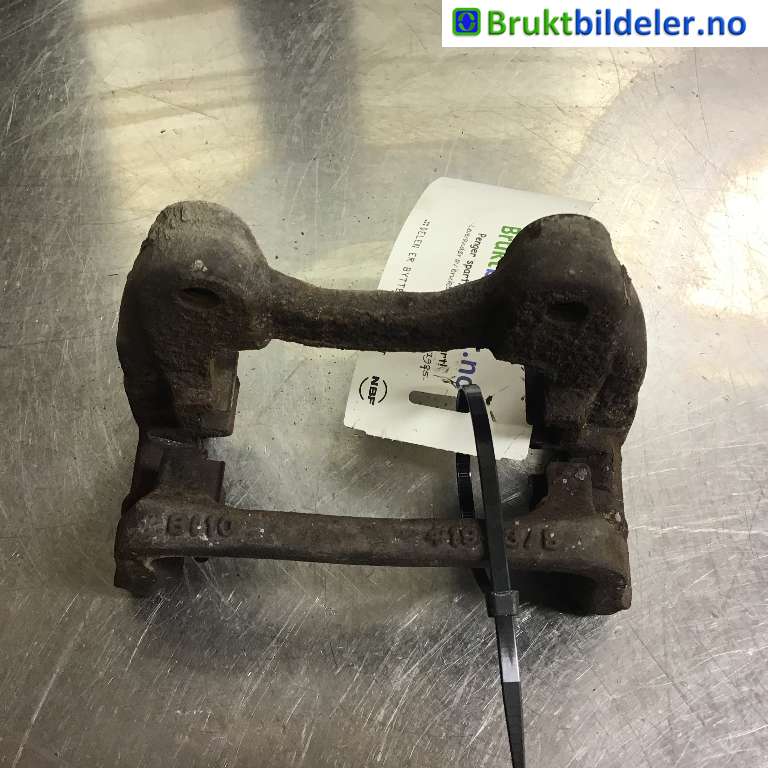 Bremsecaliper brakett til Mercedes CLA, 2013-2019 (C117) (C117) (MERCEDES|A 000 423 08 06)