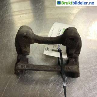 Bremsecaliper brakett til Mercedes CLA, 2013-2019 (C117) (C117) (MERCEDES|A 000 423 08 06)
