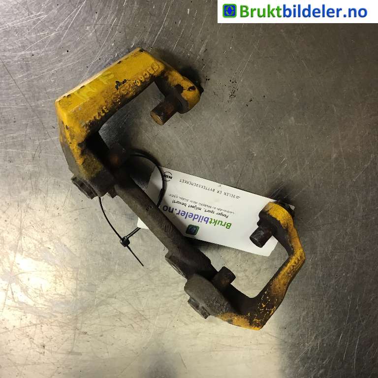 Bremsecaliper brakett til Mercedes E-Klasse 2013-2016 (Fase 2) (W212) (W212) (MERCEDES|A 204 421 11 94|)
