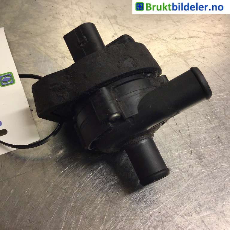 Sirkulasjonspumpe til Mercedes E-Klasse 2013-2016 (Fase 2) (W212) (W212) (MERCEDES|A 211 835 03 64|0 392 023 000|)