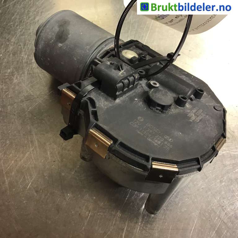 Viskermotor frontrute til Mercedes E-Klasse 2009-2013 (Fase 1) (W212) (W212) (MERCEDES||1 397 220 666)