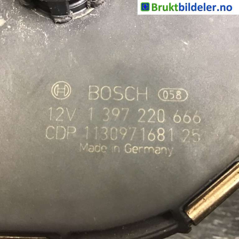 Viskermotor frontrute til Mercedes E-Klasse 2009-2013 (Fase 1) (W212) (W212) (MERCEDES||1 397 220 666)
