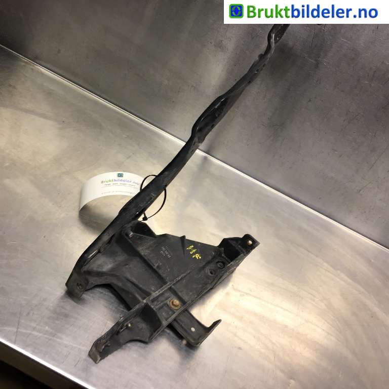 Karosseri front til Mercedes E-Klasse 2009-2013 (Fase 1) (W212) (W212) (MERCEDES|A 212 620 021|)