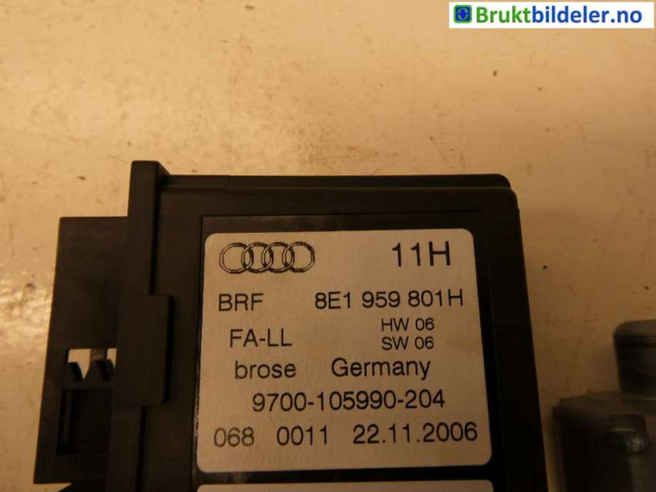 Ruteheis venstre foran til Audi A4 2004-2008 (Type III) (B7) (B7) (AUDI|8E1 959 801 G|0 130 821 765)