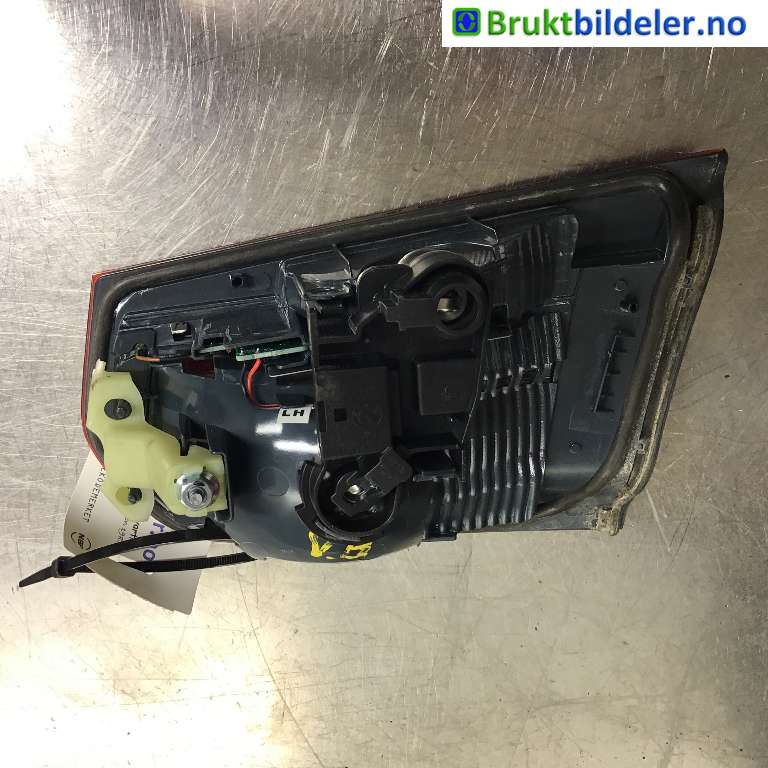 Baklykt venstre indre til BMW 3-Serie 2012-2018 (F30/F31/F34) (F30/F31/F34) (BMW|63 21 7 259 915-10|183511-12|)
