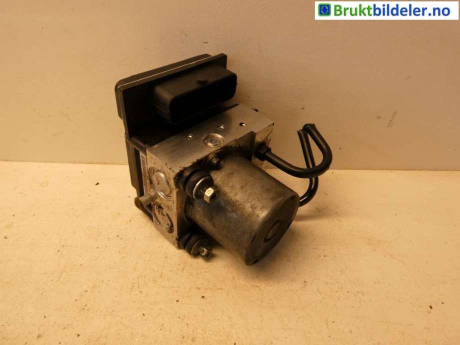 ABS sentral til Audi A4 2004-2008 (Type III) (B7) (B7) (AUDI|9E0 614 517 BJ|0 265 234 333|9E0 614 517 BH)