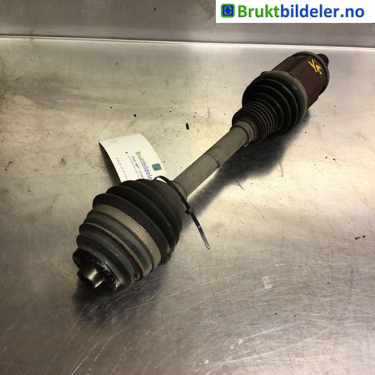 Drivaksel venstre foran til BMW 3-Serie, 2012-2018 (F30/F31/F34) (F30/F31/F34) (BMW|31 60 7 597 693)