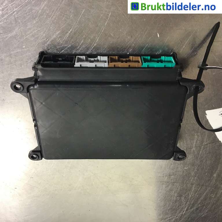 Styreenhet diverse til Mercedes B-Klasse 2011-2018 (W246) (W246) (MERCEDES|A 242 900 79 01|LG15FF0007876|)