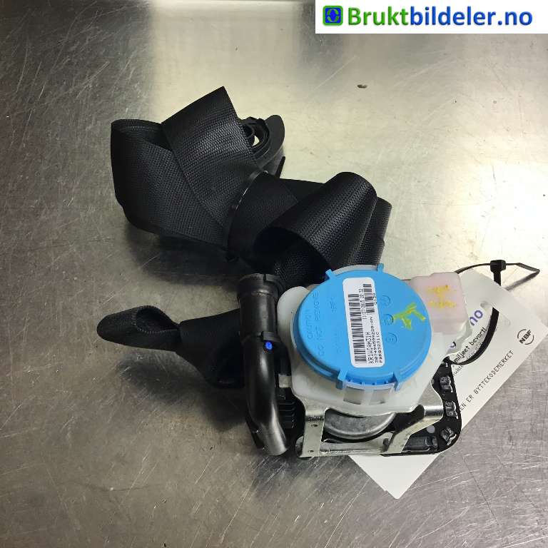 Sikkerhetsbelte foran høyre til Mercedes CLA, 2013-2019 (C117) (C117) (MERCEDES|A 176 860 01 85)