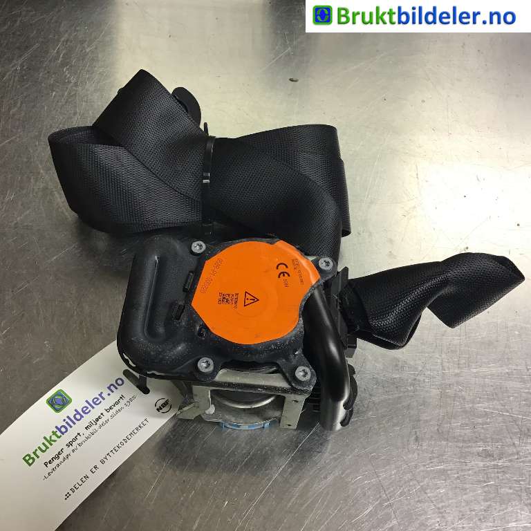 Sikkerhetsbelte foran høyre til Mercedes CLA 2013-2019 (C117) (C117) (MERCEDES|A 176 860 01 85|307494599228-AN|)