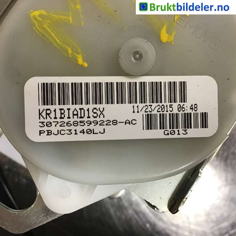 Sikkerhetsbelte bak midtre til Mercedes CLA 2013-2019 (C117) (C117) (MERCEDES|A 176 860 18 85|307268599228|)