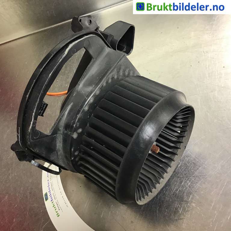 Varmeapparat motor til Mercedes CLA 2013-2019 (C117) (C117) (MERCEDES|A 246 906 16 01|CZ116360-0756|)
