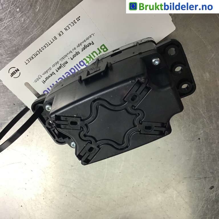 Bryter diverse til Mercedes CLA 2013-2019 (C117) (C117) (MERCEDES|A 246 900 98 15|5473 Q1 0025|)