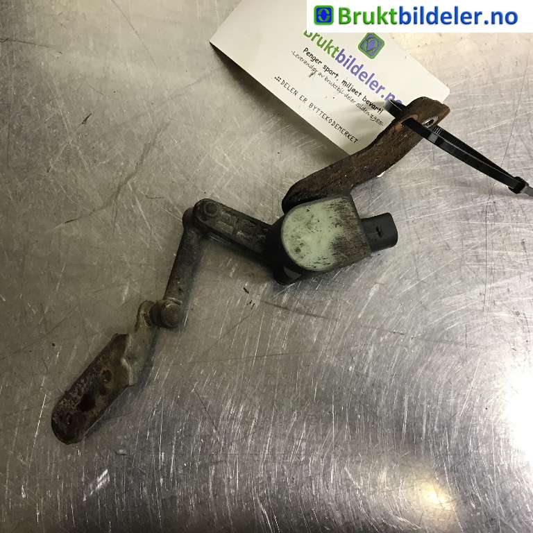 Sensor nivå til Mercedes Vito/Viano 2010-2014 (Fase 2) (W639) (W639) (MERCEDES|A 639 905 04 00|)