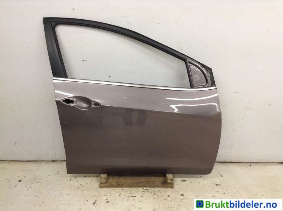 Dør høyre foran til Hyundai i30, 2012-2017 (Type II)  (HYUNDAI|76004A 6000)