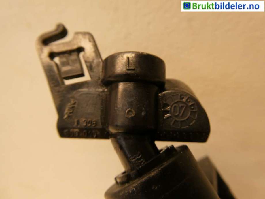 Lyktespylerdyse til Volvo V50 2007-2012 (Fase 2)  (VOLVO|30661085-003|1 307 030 347|30698422)