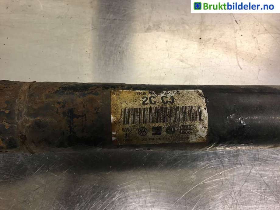 Drivaksel høyre foran til VW Golf VI 2008-2012  (VOLKSWAGEN|1K0 407 272 CC|)
