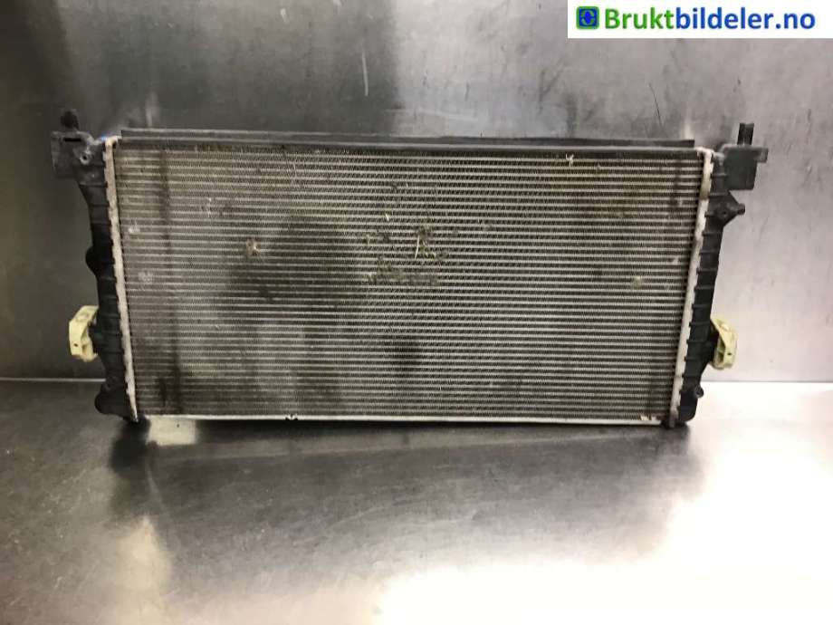 Radiator (manuell gir) til Škoda Rapid 2012-2019  (SKODA|6R0 121 253 L|)