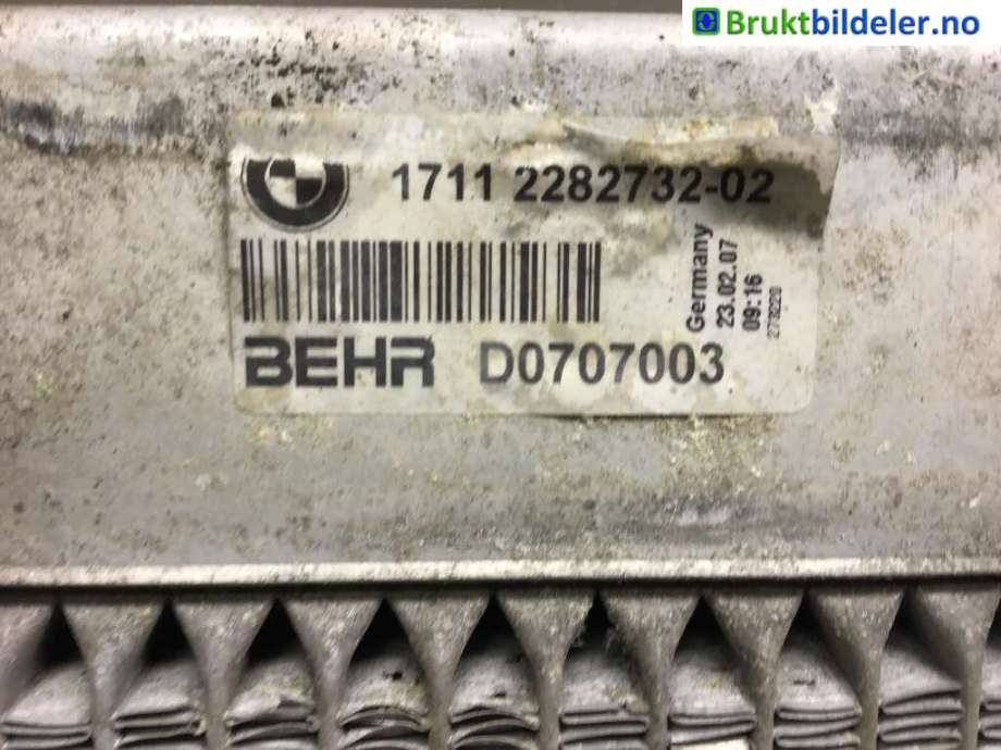 Radiator (automat gir) til BMW 5-Serie 2003-2010 (E60/E61) (E60/E61) (BMW|17 11 2 282 732||17 11 2 282 732 - 02)