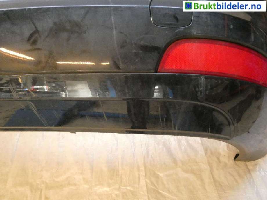 Støtfanger bak til Volvo V50 2007-2012 (Fase 2)  (VOLVO|39886057|)