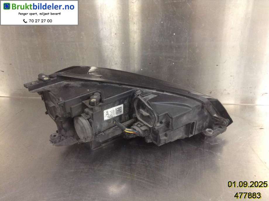 Frontlykt venstre halogen til VW e-Golf 2014-2017 (Fase 1)  (VOLKSWAGEN|5GE 941 035||5GE 941 773)