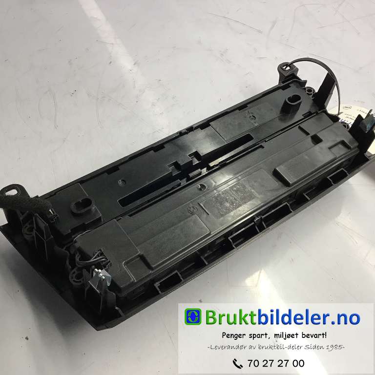 Varmeapparat betjening til BMW 1-Serie 2011-2015 (Fase 1) (F20/F21) (F20/F21) (BMW|64 11 9 207 197-02||64 11 9207197 02)