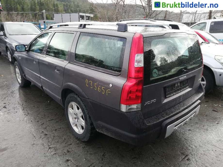 Dør venstre bak til Volvo XC70, 2005-2007 (Type I, Fase 2)  (VOLVO|)