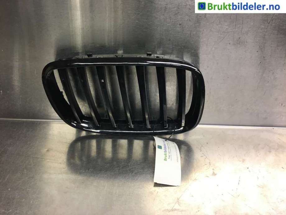 Grill til BMW X5 2007-2013 (E70) (E70) (BMW|51 71 2 150 246|)
