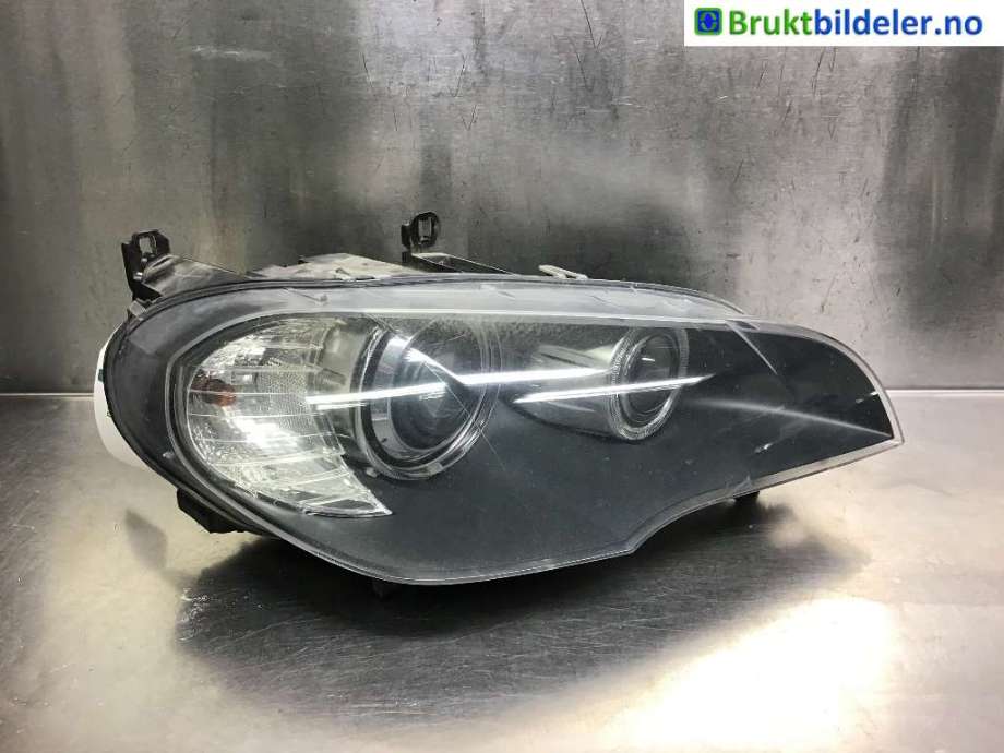 Frontlykt høyre xenon til BMW X5 2007-2013 (E70) (E70) (BMW|63 11 7 288 992|)